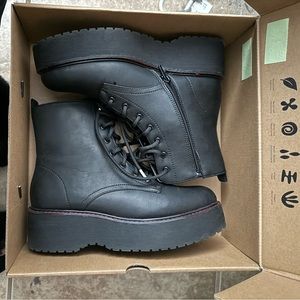 Cool planet by Steve Madden boots